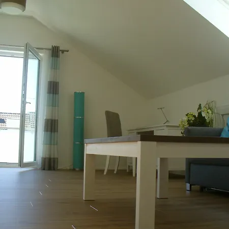 Apartment Rheinaue *