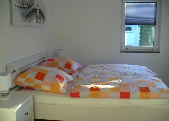 Rheinaue Appartement *